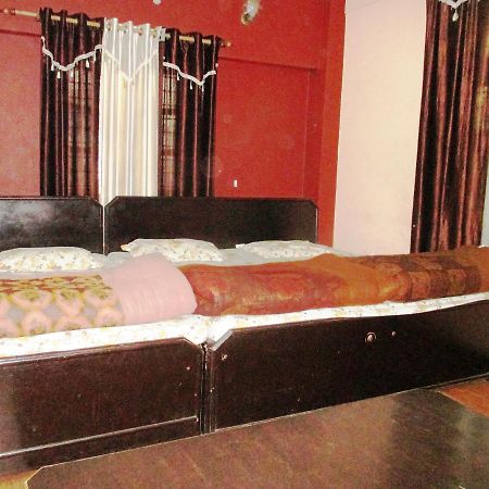 Hotel Shiv Palace 데라둔 외부 사진