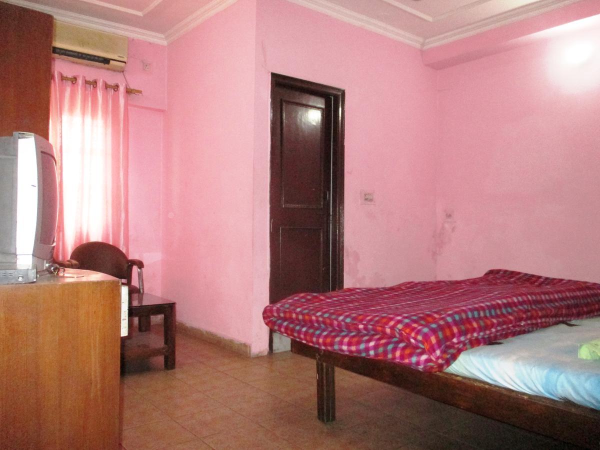 Hotel Shiv Palace 데라둔 외부 사진
